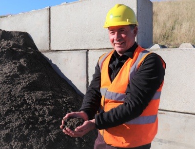 Robert Green holding aggregate