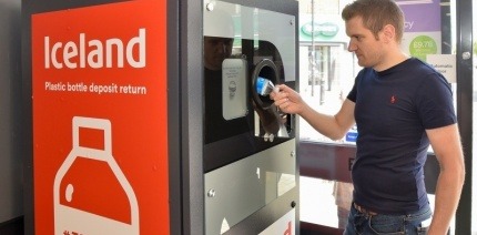 Reverse vending machine in Iceland, Northern Ireland